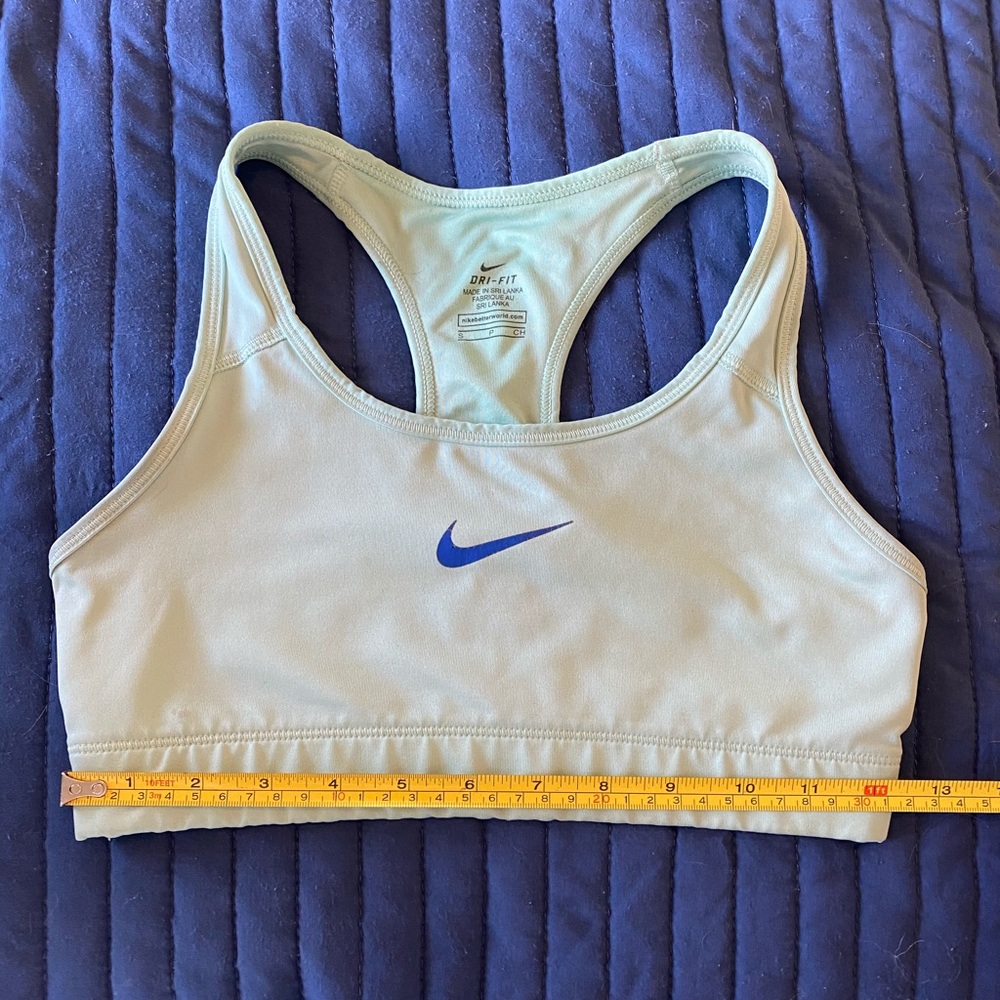 [SOLD] Nike Dri-Fit Mint Green Sports Bra - Picture 5 of 6
